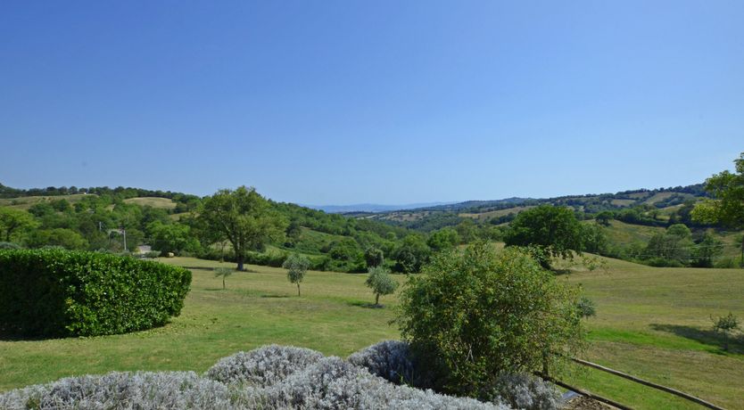 Photo of Under Tuscan Skies