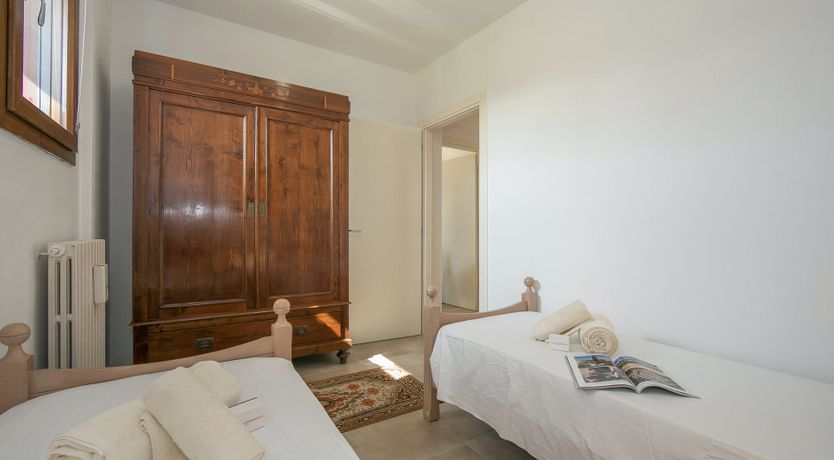 Photo of Oranges & Almonds