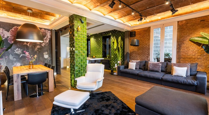 Photo of Green Eyed Girl