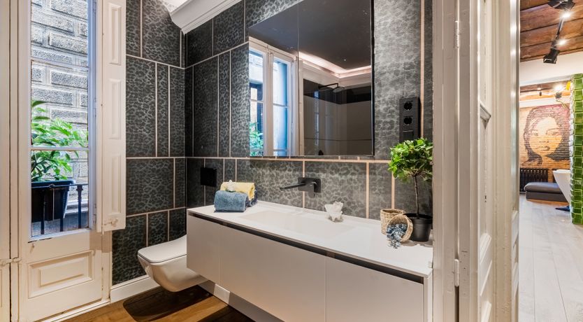 Photo of Green Eyed Girl