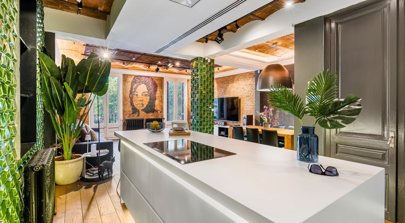 Photo of Green Eyed Girl