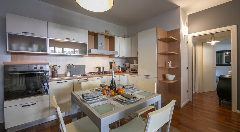 Photo of Lakeside Lookout