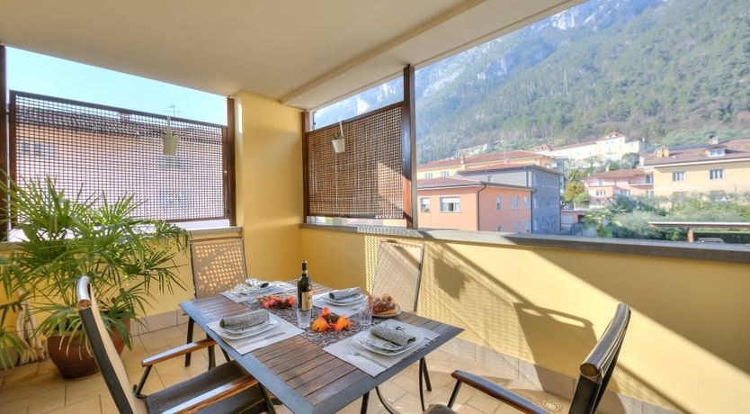 Photo of Lakeside Lookout