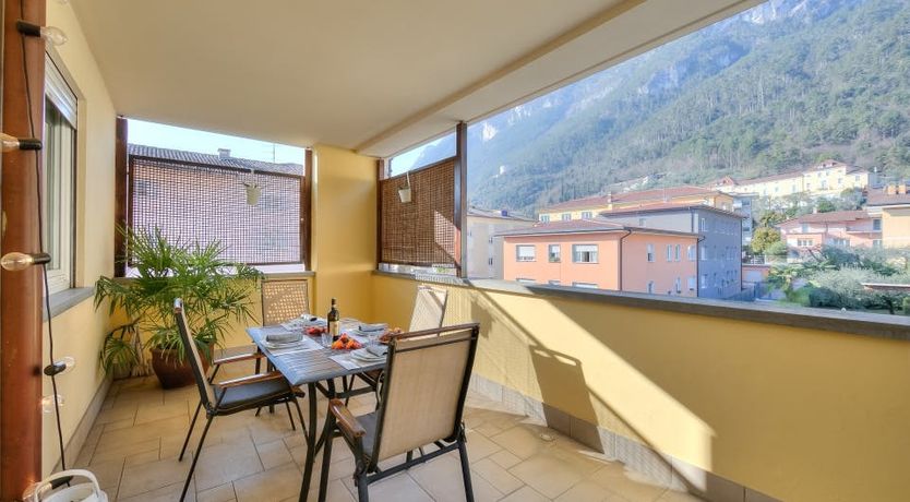 Photo of Lakeside Lookout