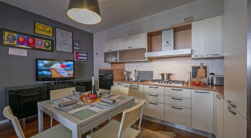 Photo of Lakeside Lookout