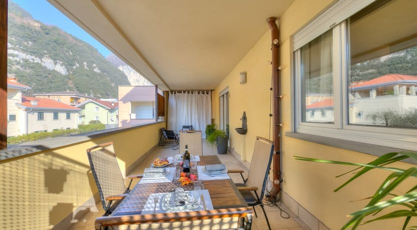 Photo of Lakeside Lookout