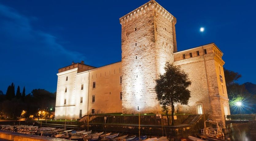 Photo of Lakeside Lookout