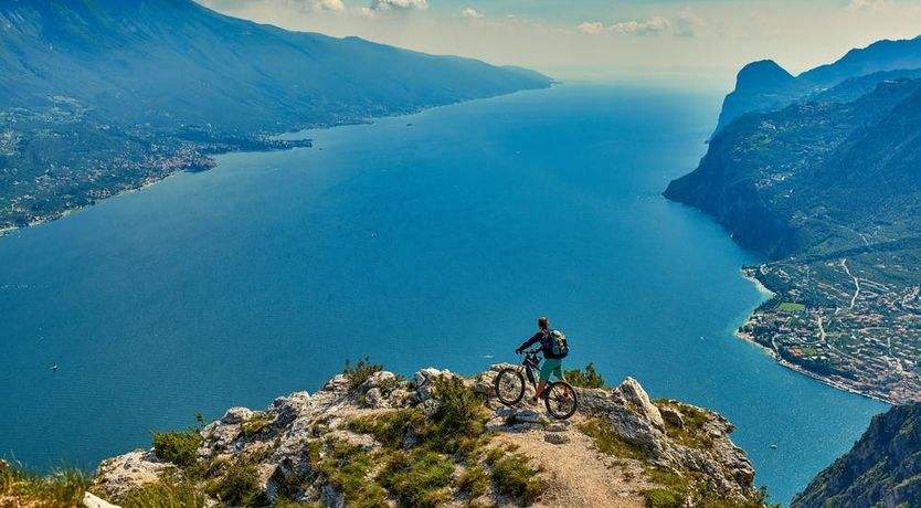 Photo of Lakeside Lookout