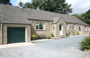 Swallowdale Holiday Cottage