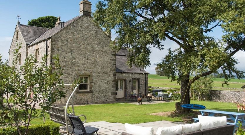 Photo of 7 Bed in Chelmorton