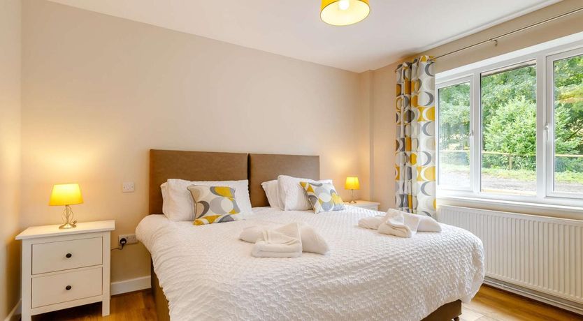 Photo of 4 Bed in Ashbourne