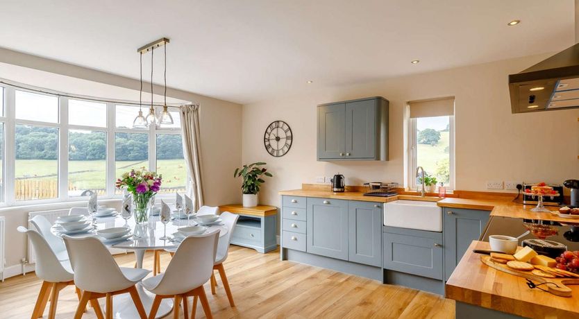 Photo of 4 Bed in Ashbourne
