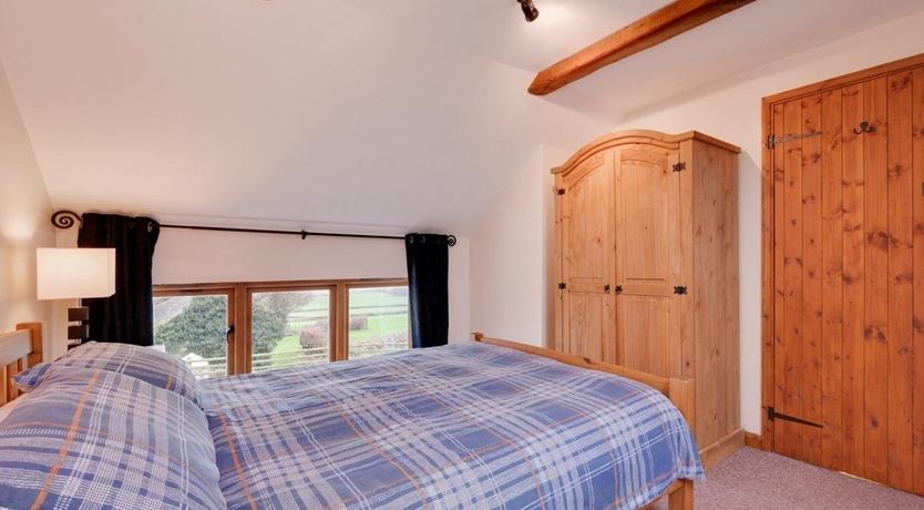 Photo of 2 Bed in South Molton