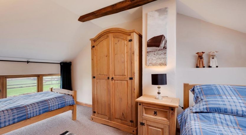 Photo of 2 Bed in South Molton