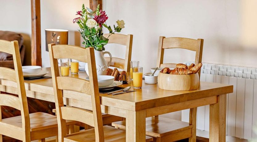 Photo of 2 Bed in South Molton