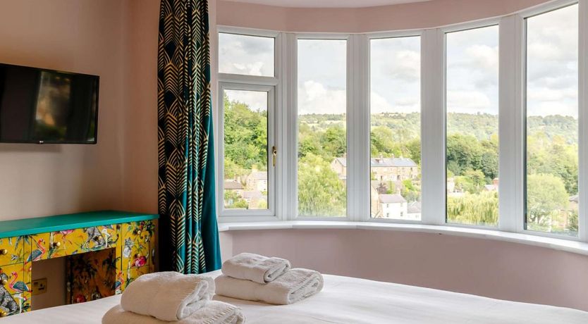 Photo of 3 Bed in Cromford