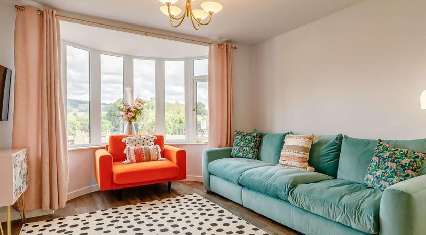 Photo of 3 Bed in Cromford