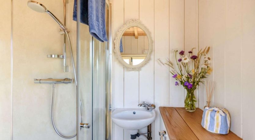 Photo of 1 Bed in Horam