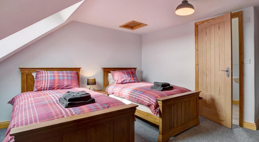 Photo of 2 Bed in South Molton