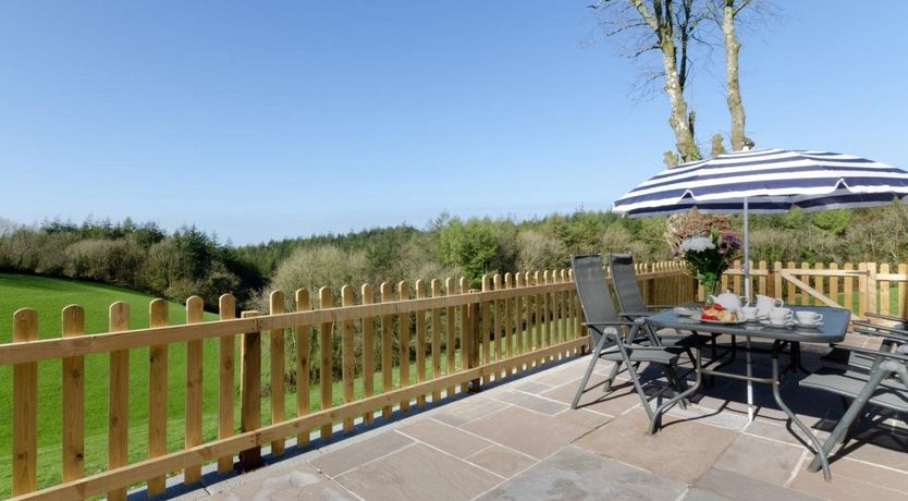 Photo of 2 Bed in South Molton