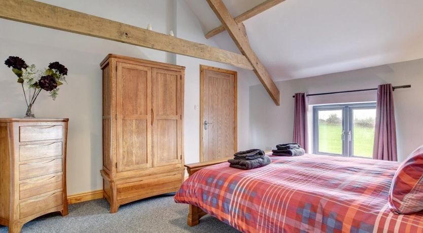 Photo of 2 Bed in South Molton