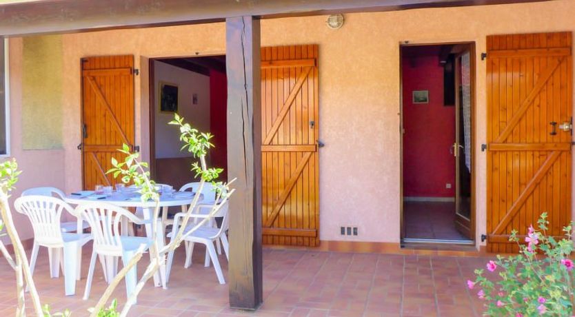 Photo of Les Colombes