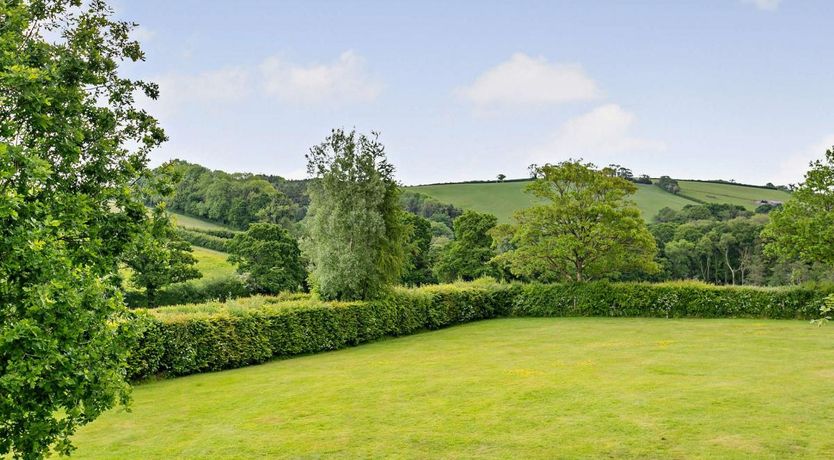 Photo of 3 Bed in Zeal Monachorum