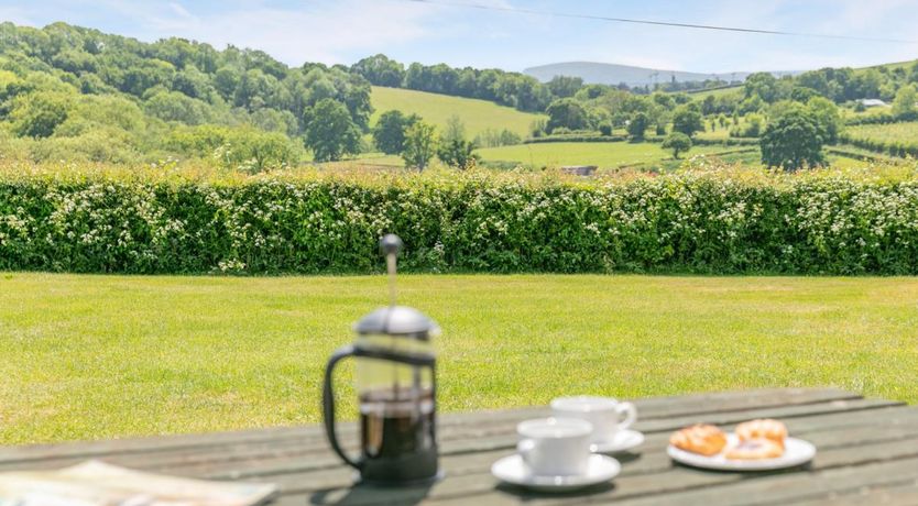 Photo of 3 Bed in Zeal Monachorum