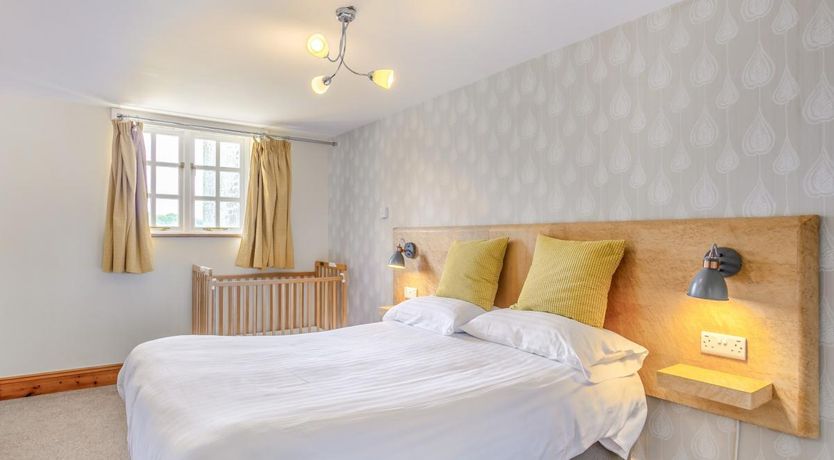 Photo of 3 Bed in Zeal Monachorum