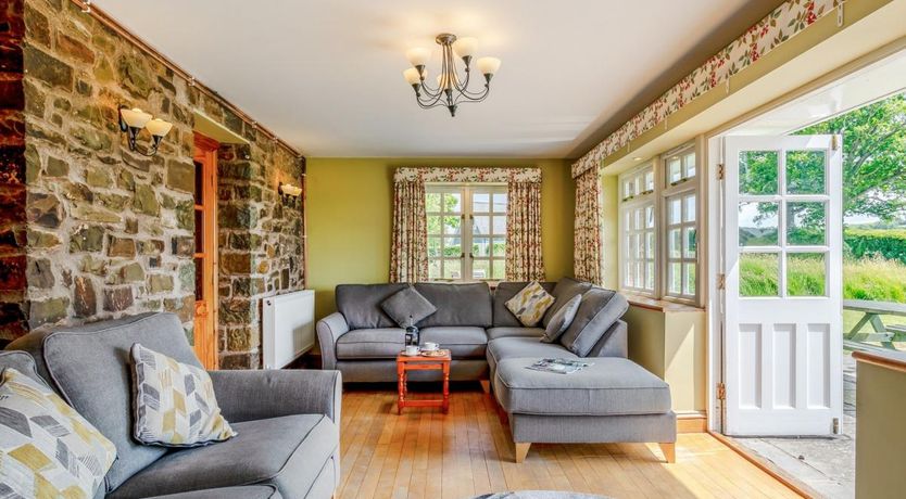 Photo of 3 Bed in Zeal Monachorum