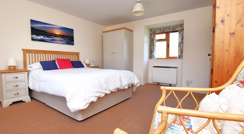 Photo of 2 Bed in Aylesbeare