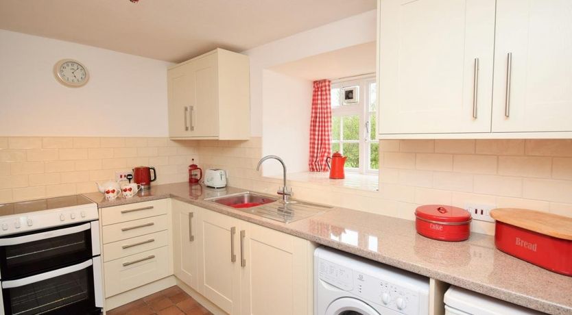 Photo of 2 Bed in Aylesbeare