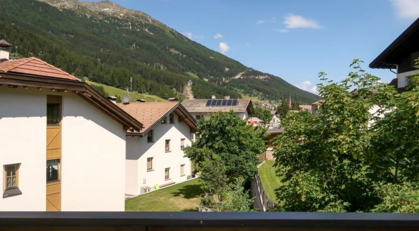 Photo of Haupthaus Schönblick (SVH116) Apartment 2