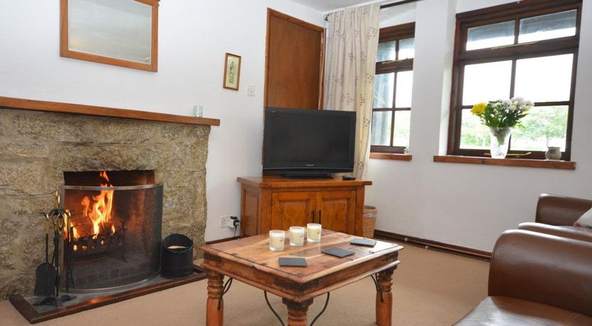 Photo of 3 Bed in Broadwoodwidger