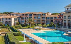 Photo of Les Rivages de Coudoulière Apartment 10
