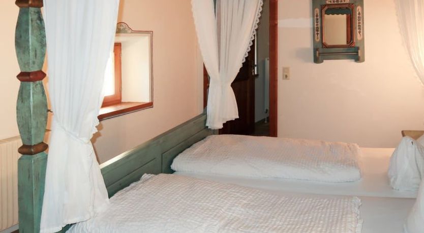 Photo of Burg Biedenegg, Niedermontani Apartment 5