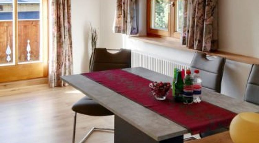 Photo of Zipparashof