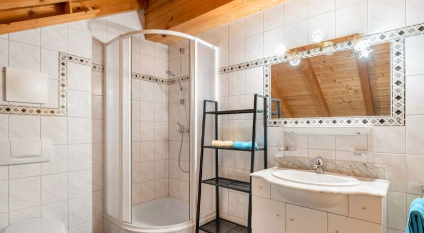 Photo of Lore Apartment 2