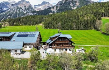 Salzmannhof Holiday Home