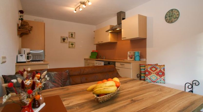 Photo of Bair (MHO535)