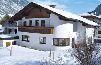 Köhle Holiday Home