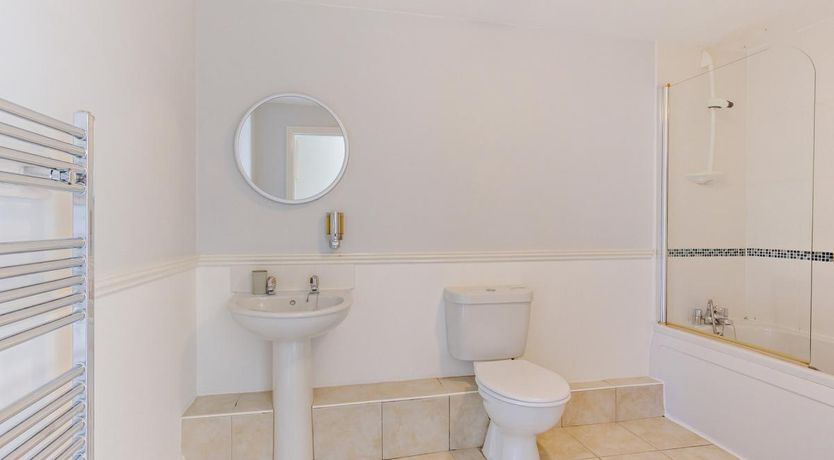 Photo of in Okehampton  (ESTRA)