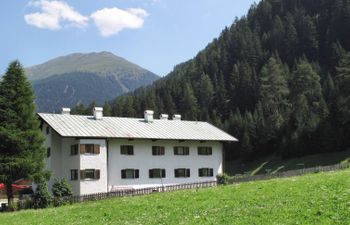 Altes Zollhaus Apartment 4 Holiday Home