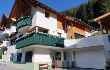 Kathrein Holiday Home
