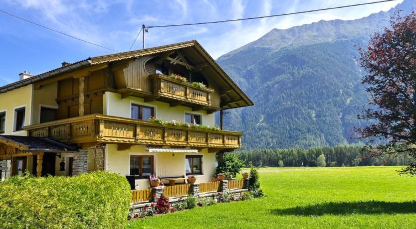 Photo of Wiesenhof Apartment 2