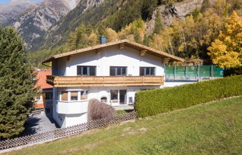 Lunapart Apartment 2 Holiday Home