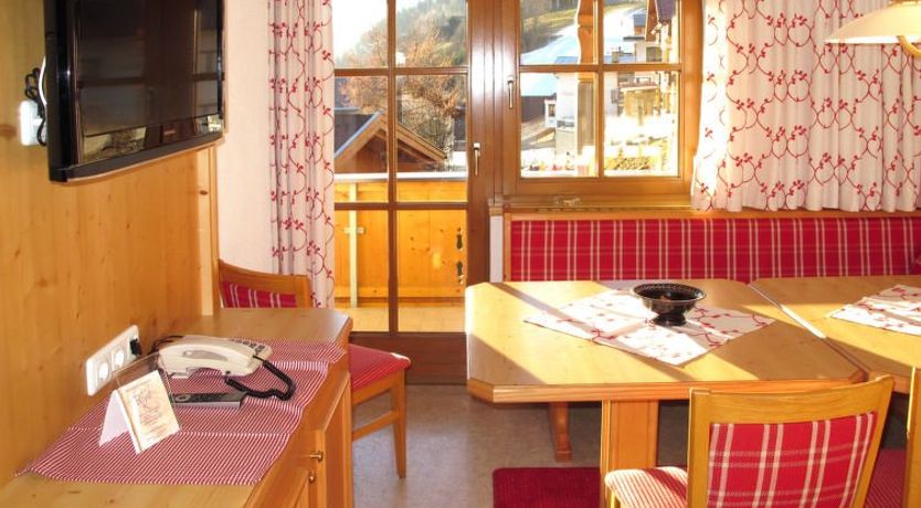 Photo of Apart Garni Royal Apartment 2