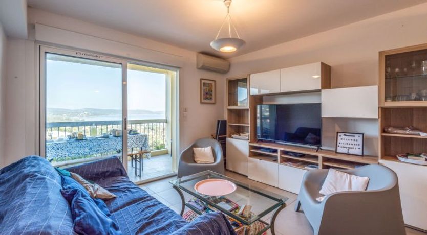 Photo of Les Coccinelles