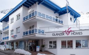 Photo of Glanzer Homes - Giggi Suite (SOE075) Apartment 2