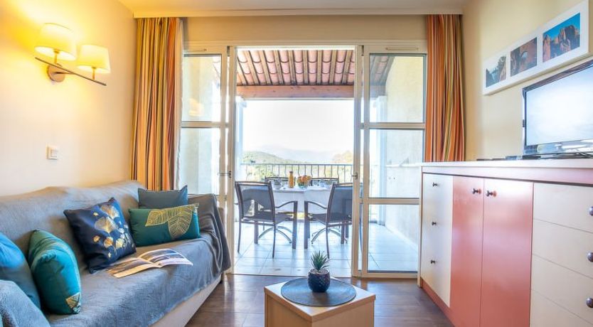 Photo of L'Esquinade (H2 312) Apartment 32